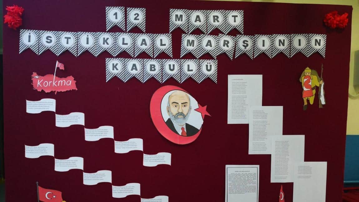 İstiklal Marşımızın Kabulü ve Mehmet Akif Ersoy'u Anma Günü Okulumuzda Gerçekleştirildi